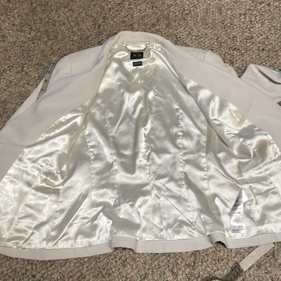 Armani single button blazer in new condition - Picture 10 of 11